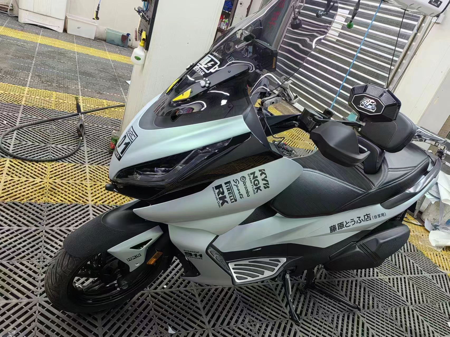 Ravoony Plus Ultra-Matte Green Blue Car Vinyl Wrap review David Rosen 00