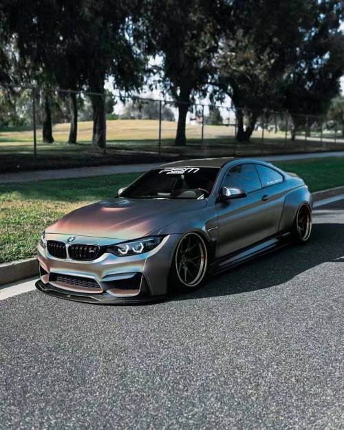 Ravoony Plus Ultimate Flat Laser Grey Car Vinyl Wrap  review 