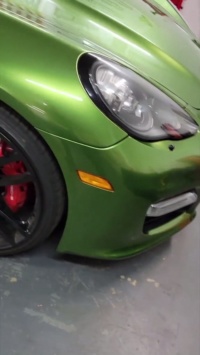 Ravoony Plus Glossy Metallic Mamba Green Car Vinyl Wrap review Paul Blaß