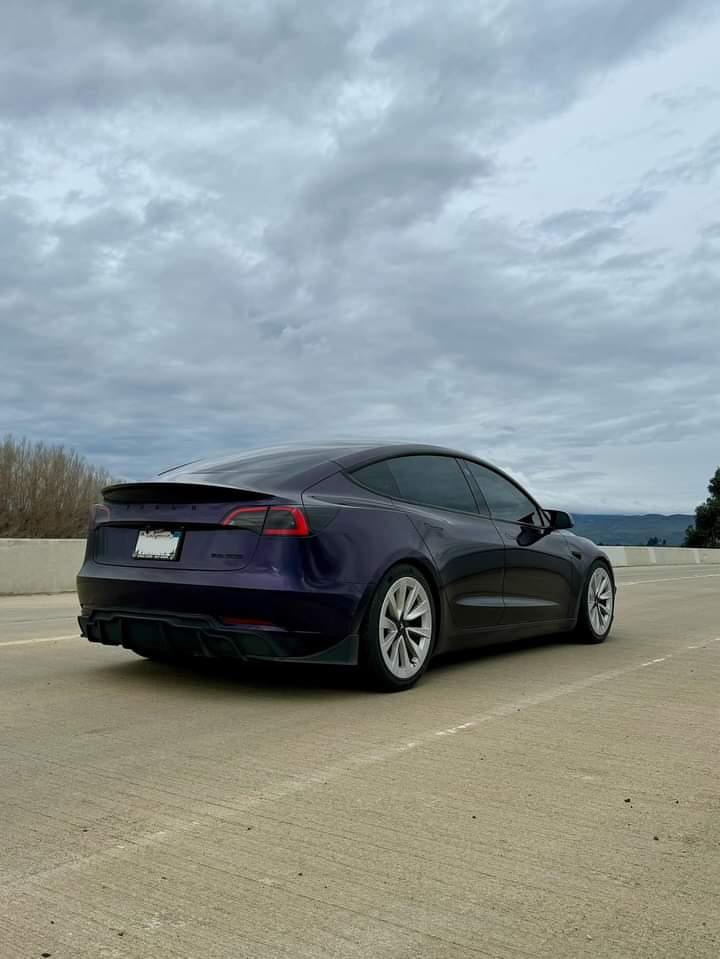 Ravoony Plus Gloss Midnight Purple Car Vinyl Wrap review Roman Tellez 02