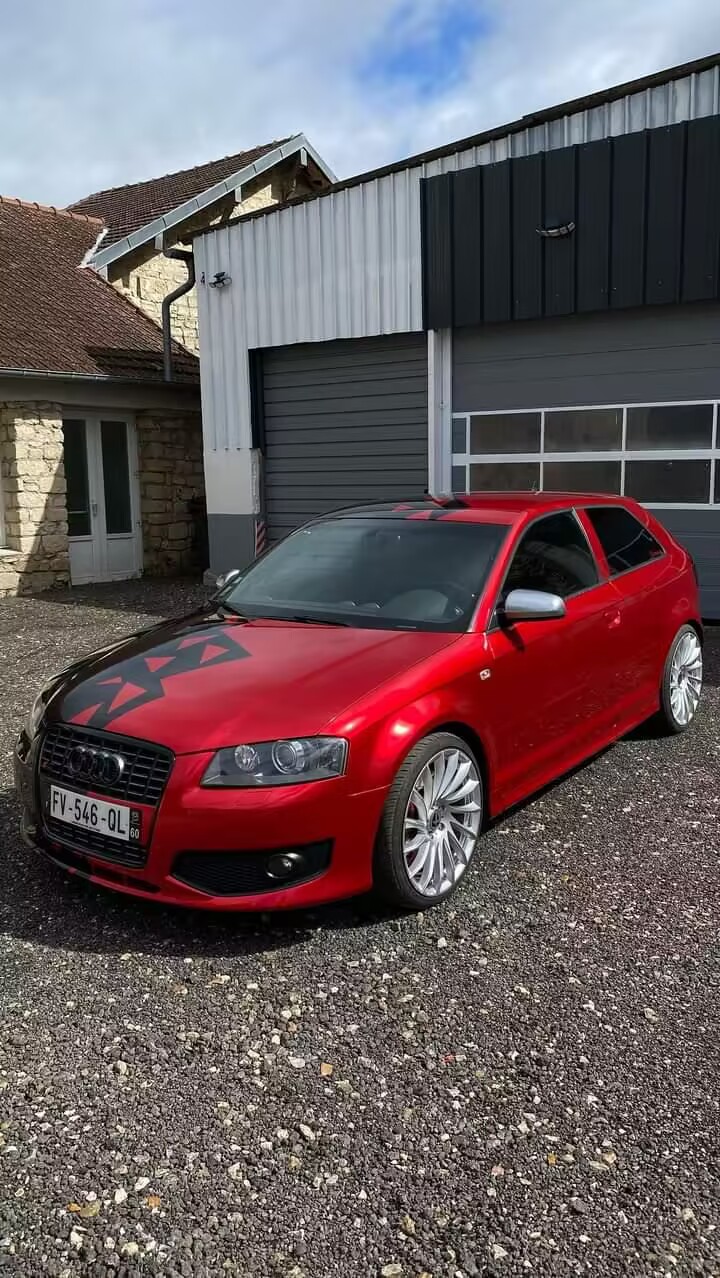 Ravoony Plus Gloss Metallic Vampire Red Vinyl Car Wrap review Paul Blaß