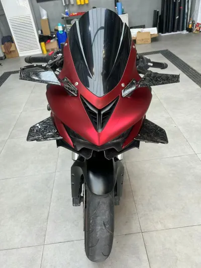 Ravoony Plus Matte Chrome Romanee Red Vinyl Car Wrap review Filip Tapajna 00