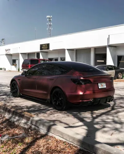 Ravoony Plus Matte Chrome Romanee Red Vinyl Car Wrap review Martina Hojová 01