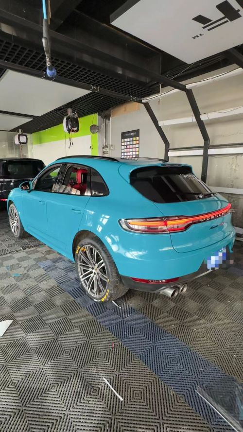 Ravoony Plus PET Glossy Miami Blue Vinyl Wrap review 