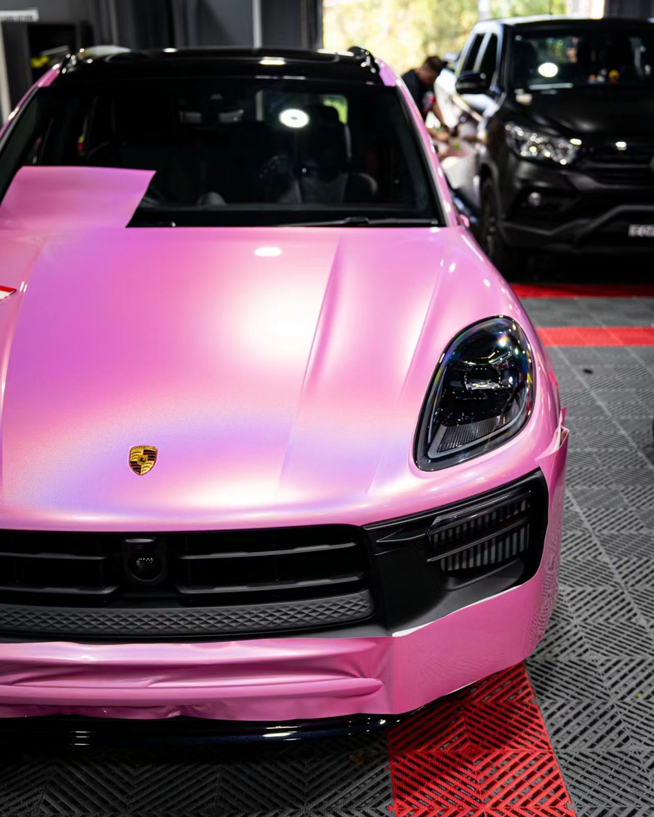 Ravoony Plus Glossy Laser Pink Car Vinyl Wrap review April Meier 00