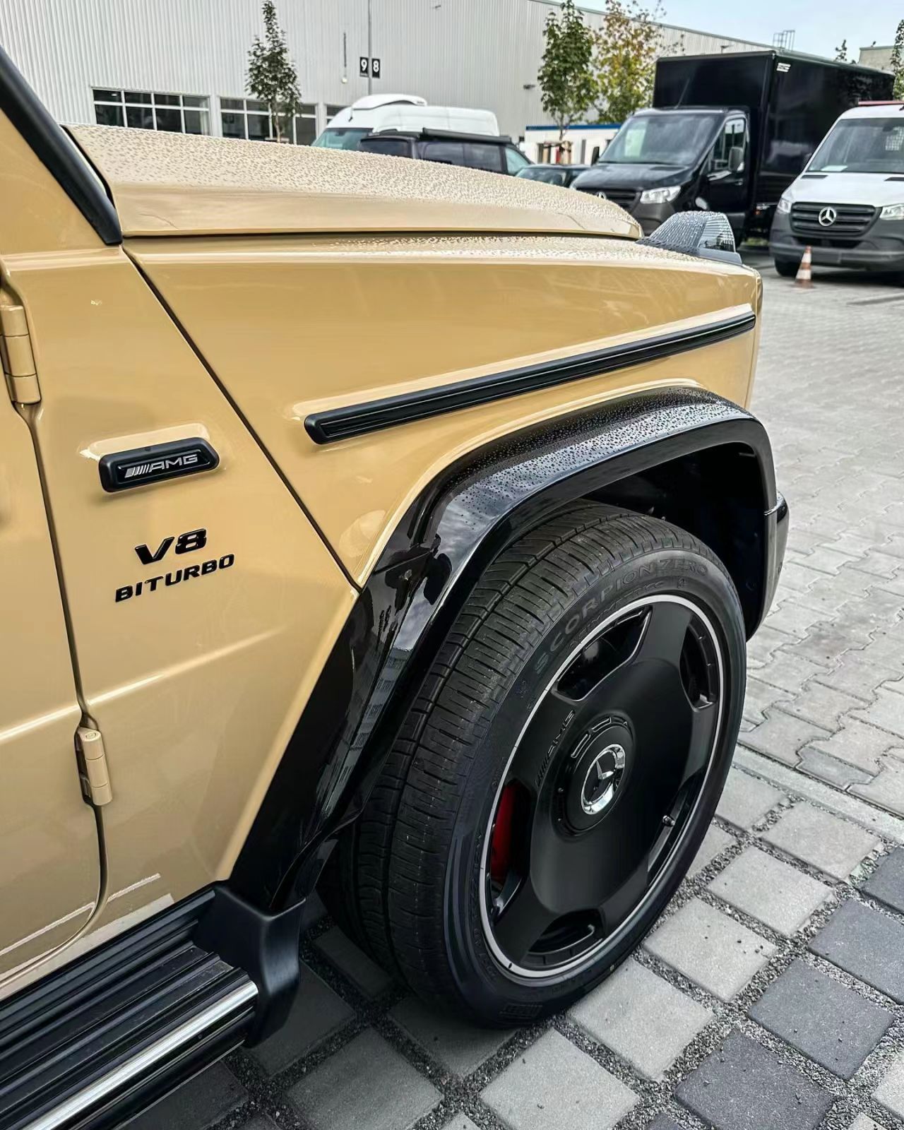 Ravoony Plus PET Gloss Sandstorm Car Wrap review Julian Frieden 02