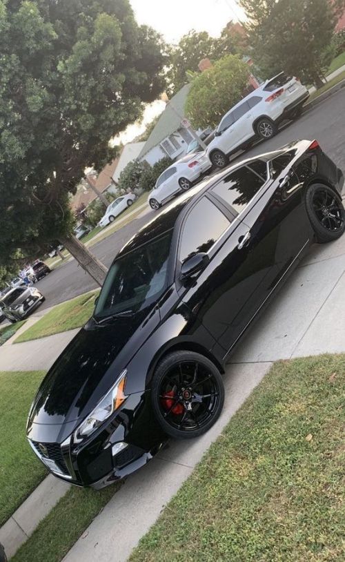 Ravoony Plus Glossy Crystal Black Car Vinyl Wrap review 
