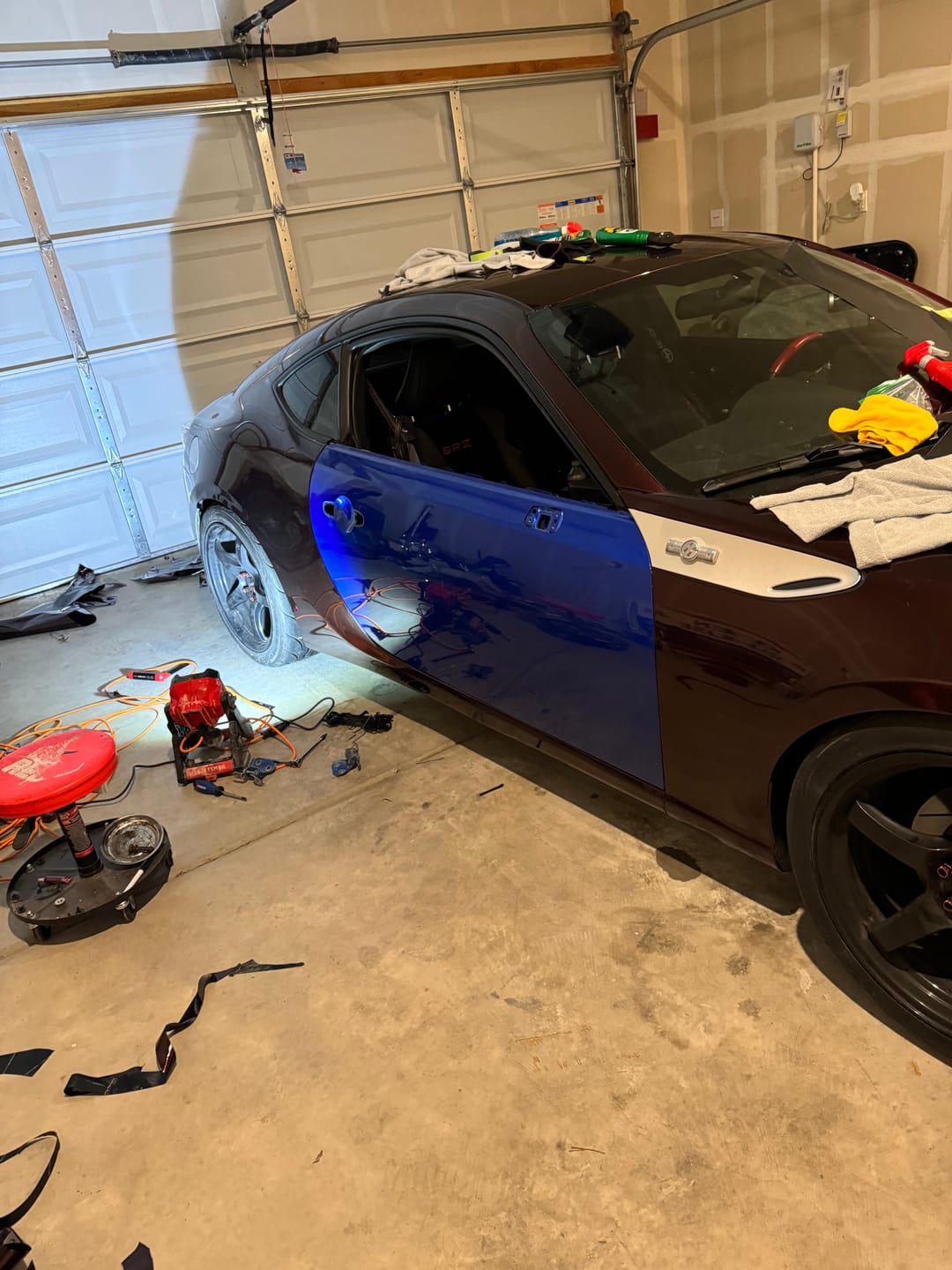 Ravoony Plus Gloss Black Rose Vinyl Wrap review Bayley Wilson 00