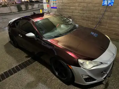 Ravoony Plus Gloss Black Rose Vinyl Wrap review Bayley Wilson 03