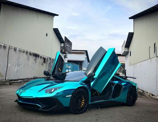 Ravoony Plus Glossy Chrome Mint Green Car Vinyl Wrap review Alicia Hemric