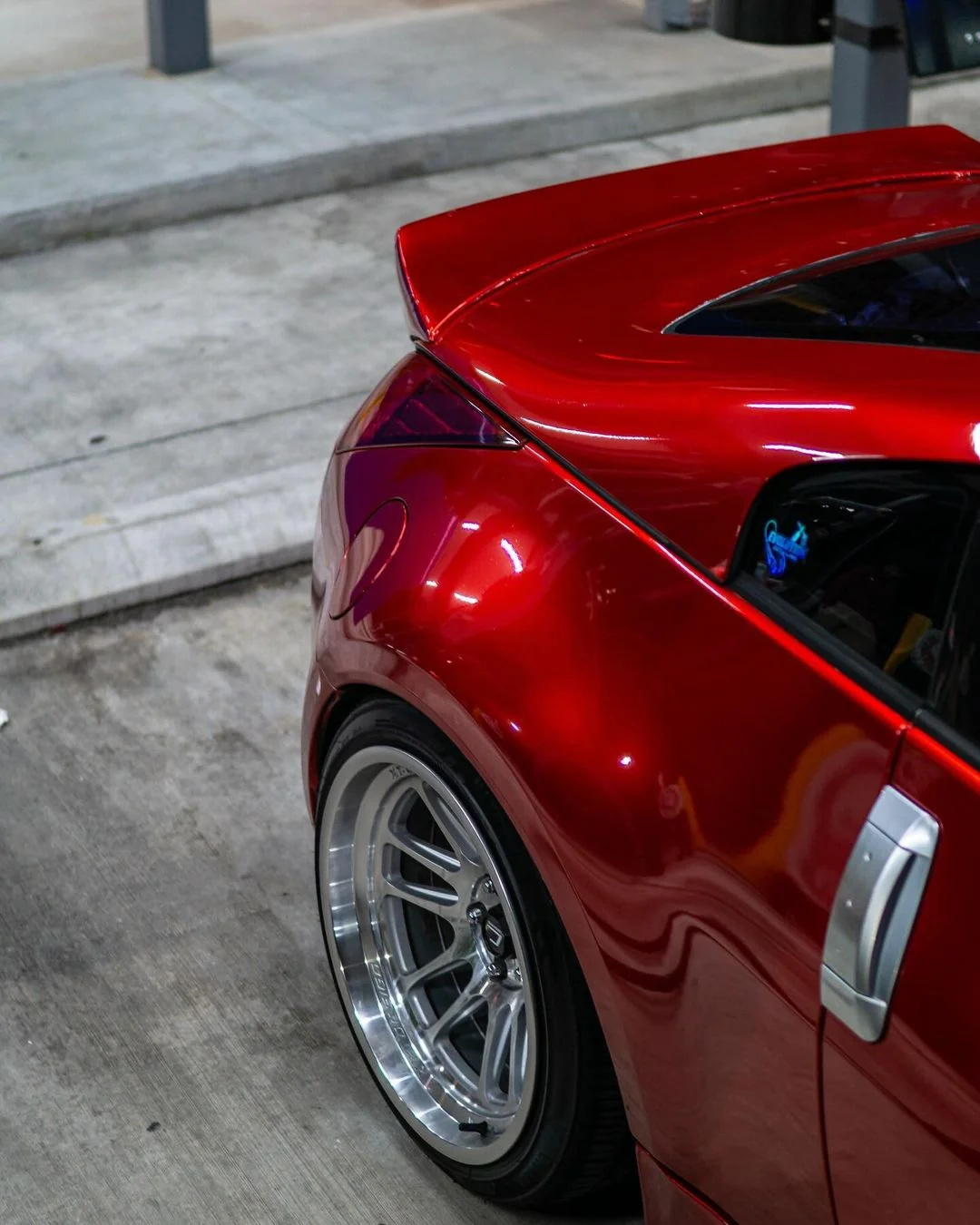 Ravoony Plus Gloss Metallic Vampire Red Vinyl Car Wrap review Angel Rodriguez 02