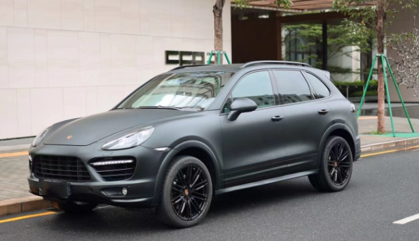 Ravoony Basic Matte Black Car Vinyl Wrap review Aiden Peters