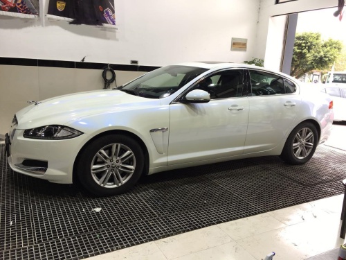 Ravoony Basic Glossy White to Blue Car Vinyl Wrap review 