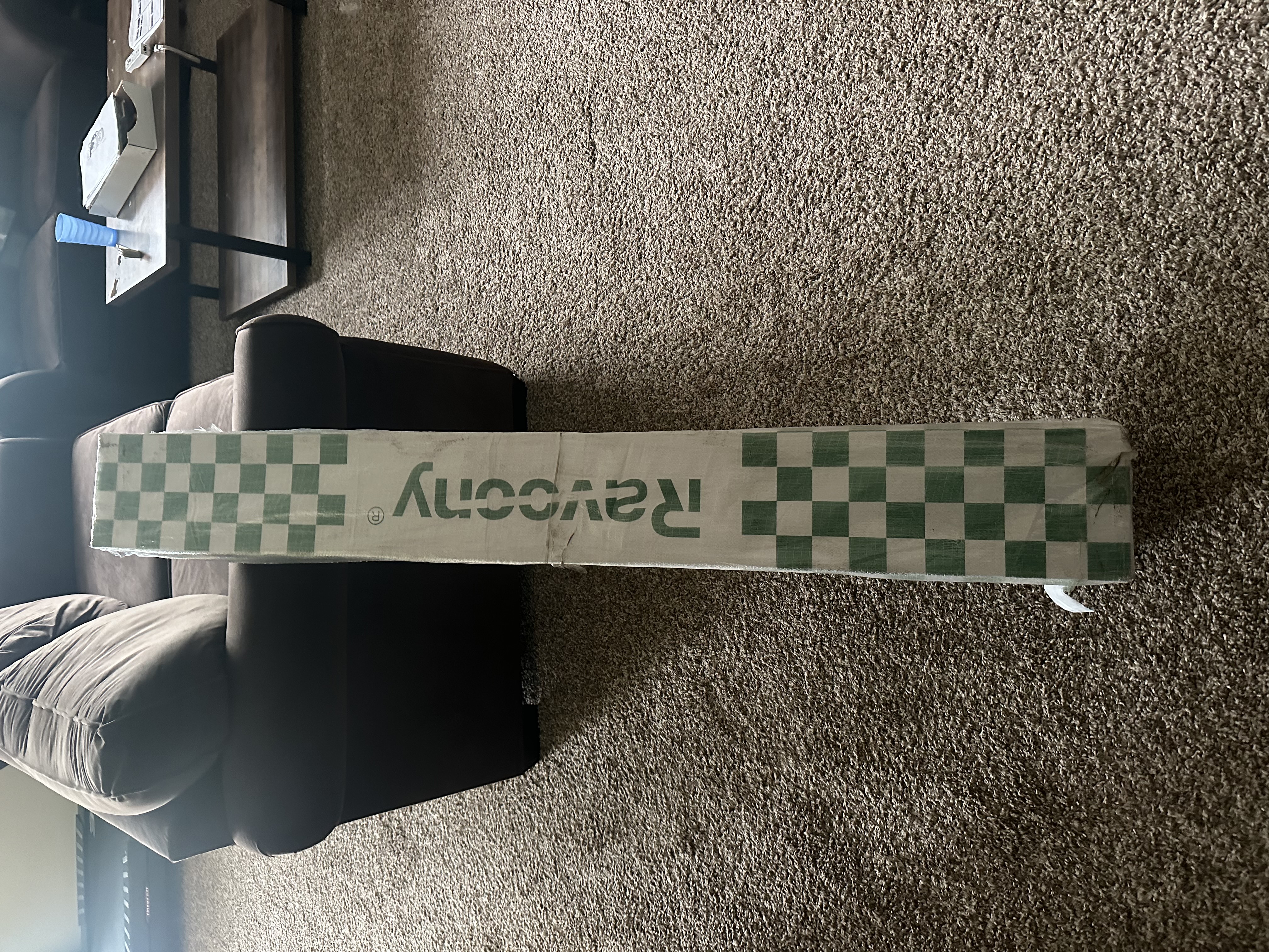 Ravoony Plus PET Gloss Color Shift Rainbow Drift Black Red Vinyl Wrap review Izzy Rivas 00