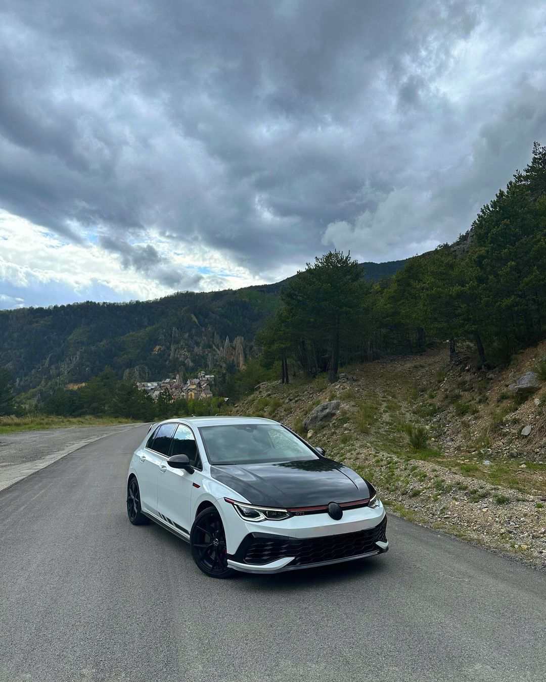 Ravoony Plus Glossy Baby Blue Car Wrap review Daniel Delgado 01