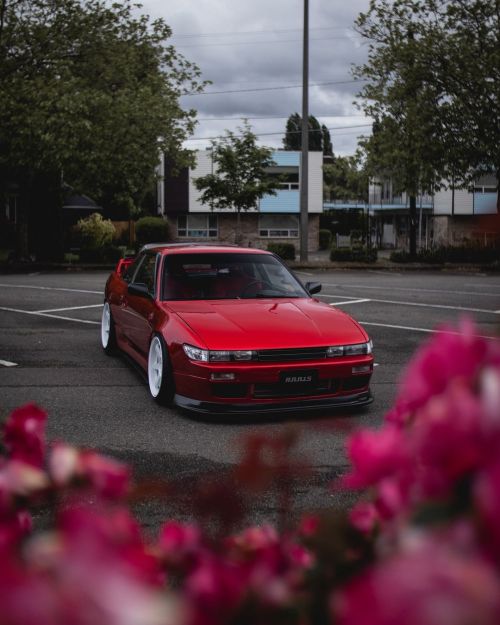 Ravoony Basic Gloss Metallic Vampire Red Vinyl Car Wrap review 