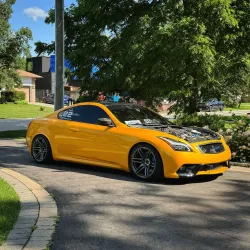  Ravoony Plus Glossy Metallic Yellow Car Wrap review Tanisha Anderson 01