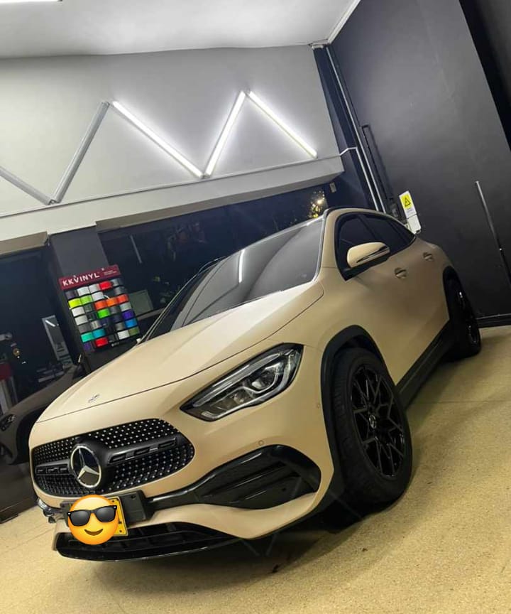 Ravoony Plus Ultimate Flat Khaki Milan Car Vinyl Wrap review Jay Ebk