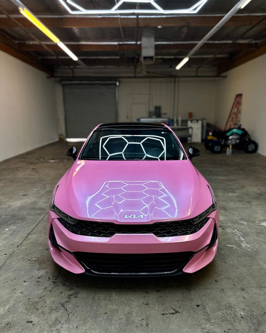  Ravoony Plus Glossy Metal Paint Shell Pink Car Wrap review Mark Jones 01