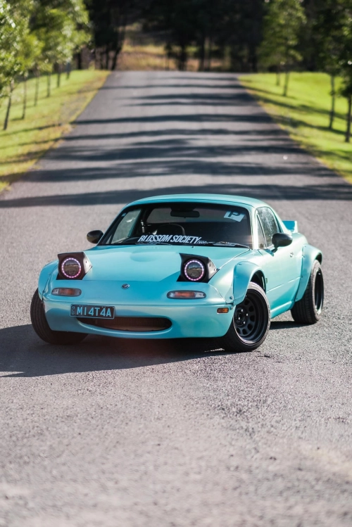 Ravoony Plus PET Glossy Crystal Light Blue Car Vinyl Wrap review 