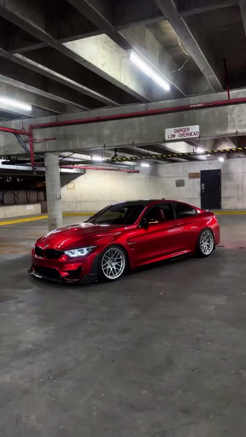 Ravoony Plus Gloss Metallic Vampire Red Vinyl Car Wrap review Stefan Vasilev
