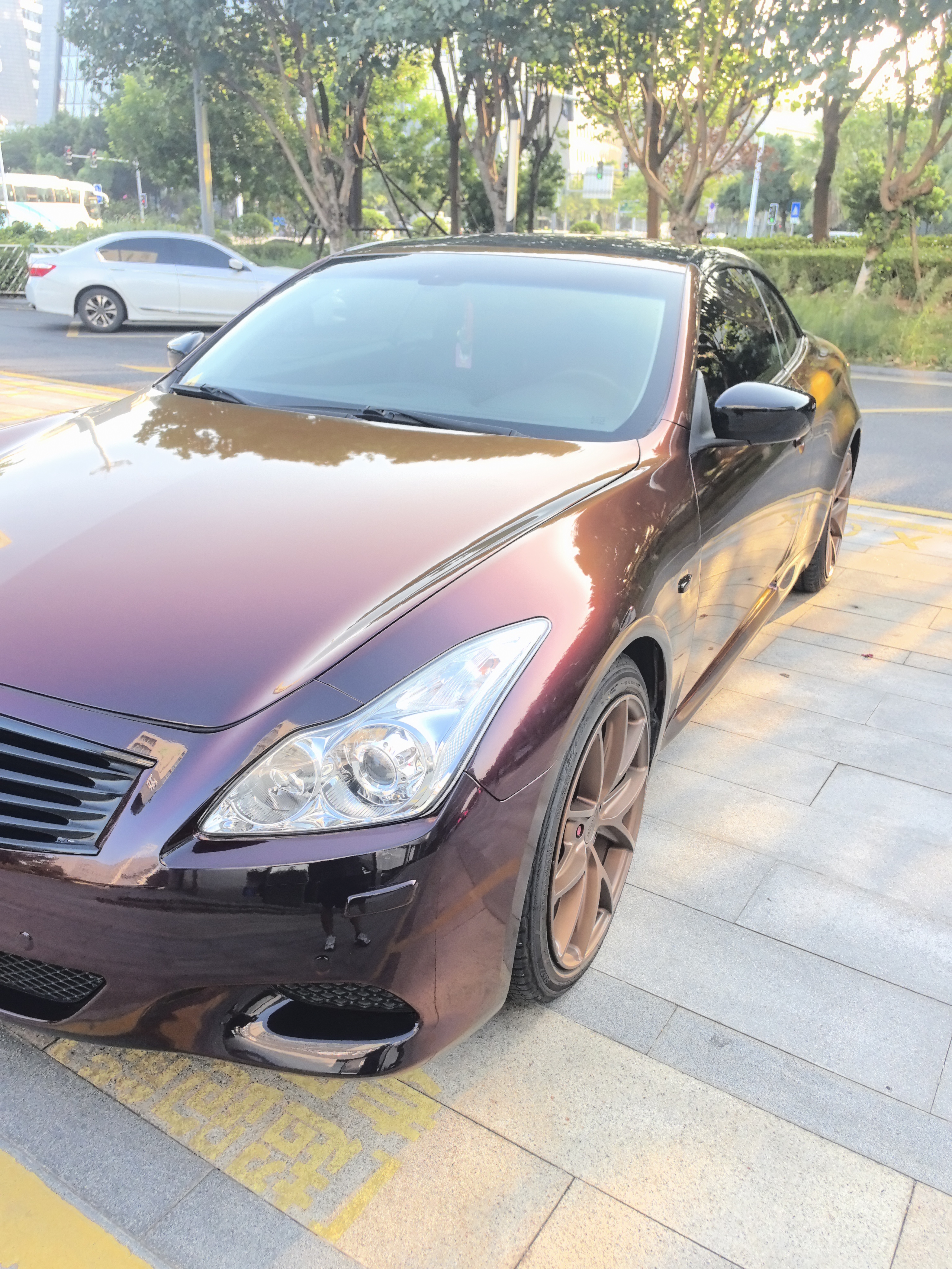 Ravoony Plus PET Gloss Color Shift Rainbow Drift Black Red Vinyl Wrap review Andrew Miller 01