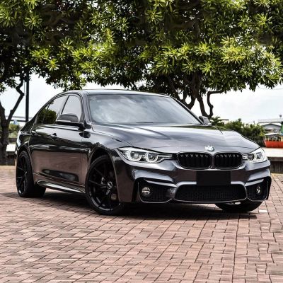 Ravoony Plus Glossy Crystal Black Car Vinyl Wrap review Derek Tsan