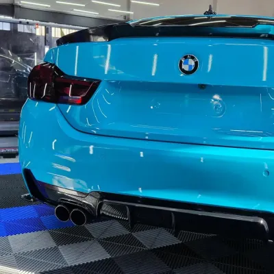 Ravoony Plus Glossy Miami Blue Vinyl Wrap review Ayden Reeves 01