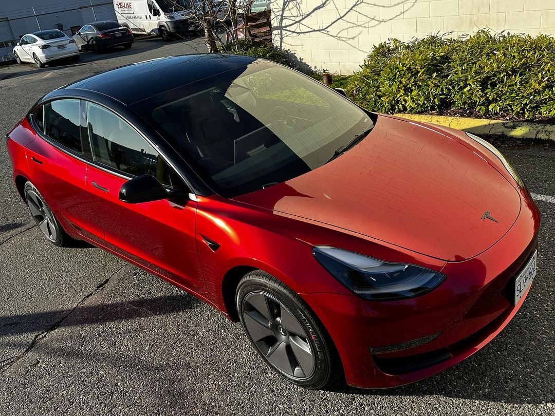 Ravoony Plus Gloss Metallic Vampire Red Vinyl Car Wrap review Vakfje 00