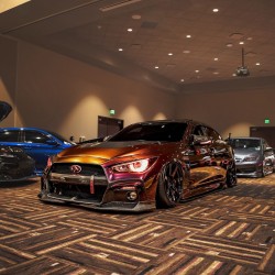 Ravoony Plus PET Gloss Color Shift Rainbow Drift Black Red Vinyl Wrap review Reigh 01