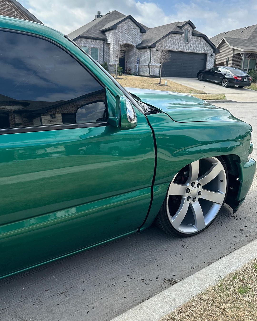 Ravoony Plus Gloss Paint Metallic Isle Of Man Green Car Vinyl Wrap review Daniel Maldonado 02