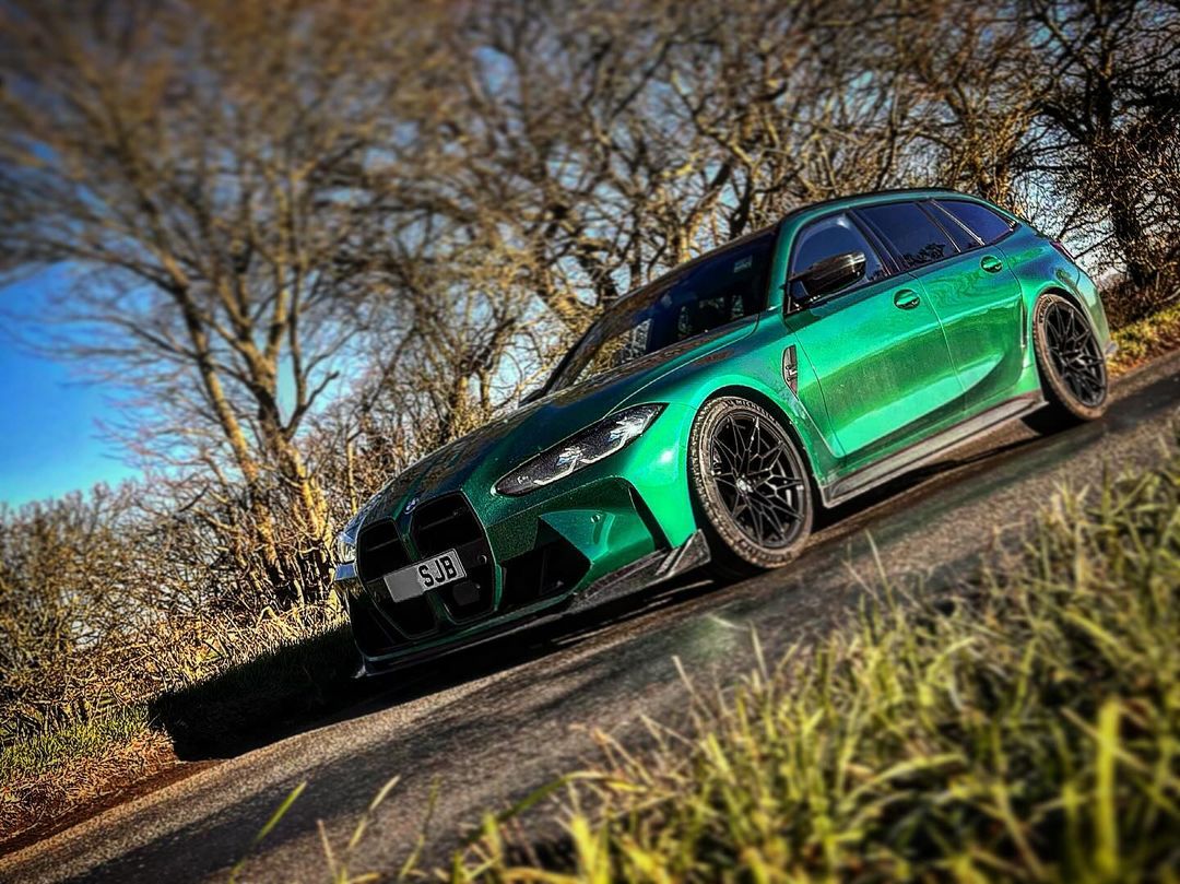 Ravoony Plus Gloss Paint Metallic Isle Of Man Green Car Vinyl Wrap review Theo Rodrigues 00