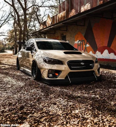 Ravoony Plus Gloss Sandstorm Car Wrap review Melina Garcia