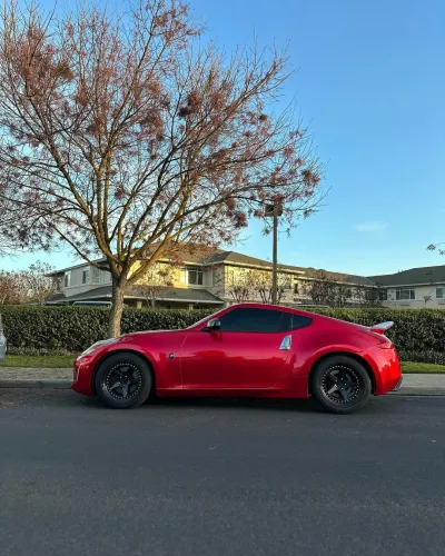 Ravoony Plus Gloss Metallic Vampire Red Vinyl Car Wrap review Hayley Shaw 00
