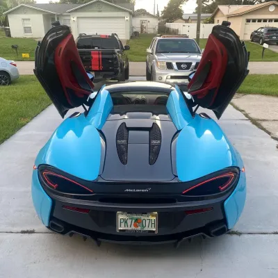 Ravoony Plus Glossy Crystal Blue Sky Car Vinyl Wrap review Antonio Perez 01