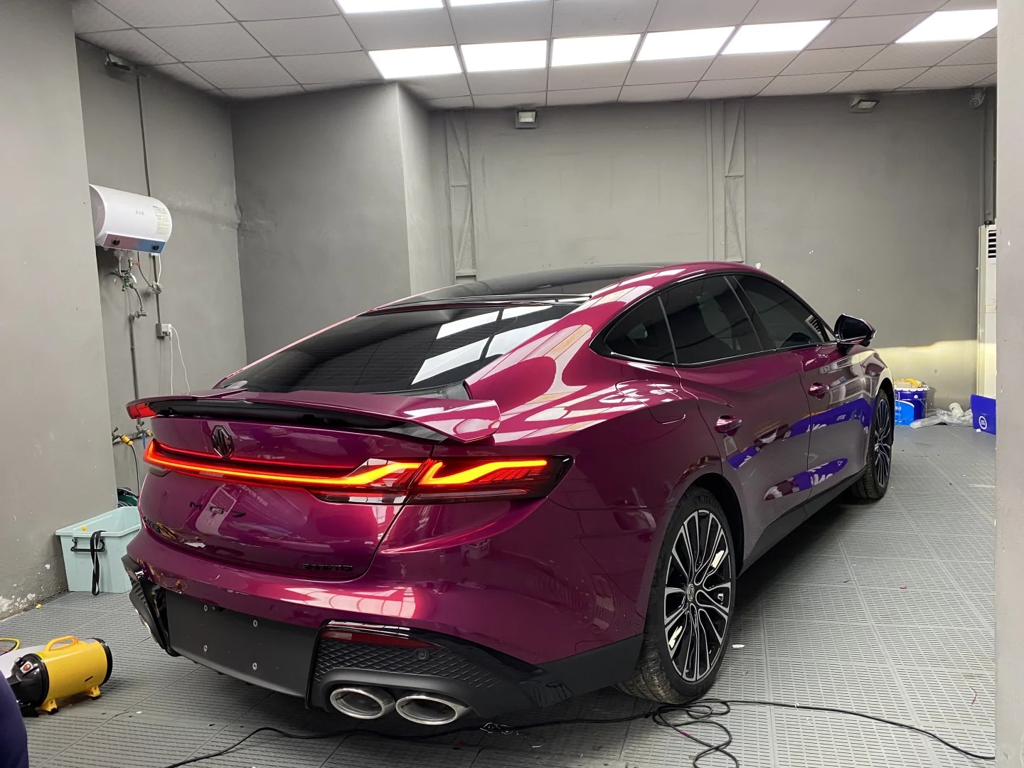 Ravoony Plus PET Gloss Glaze Pagoda Red Car Vinyl Wrap review Ethan Born-Helmuth