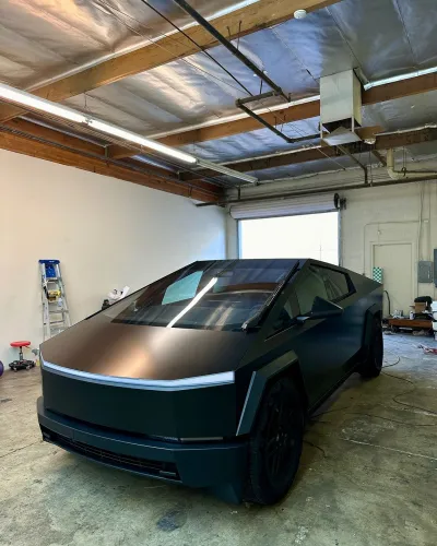 Ravoony Plus PET Satin Black Car Wrap review Daniel Sarabia 01