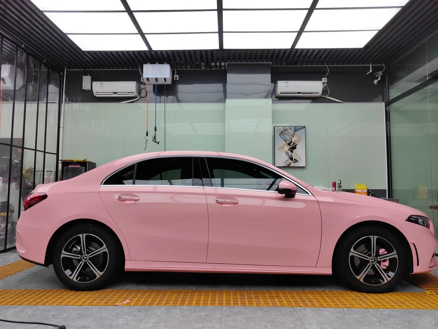 Ravoony Plus PET Gloss Crystal Peach Pink Car Vinyl Wrap review Heorhij Panasenko 01