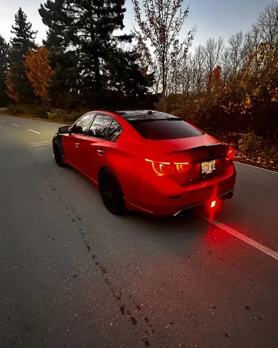 Ravoony Plus Gloss Metallic Vampire Red Vinyl Car Wrap review Nathan Dibois 02