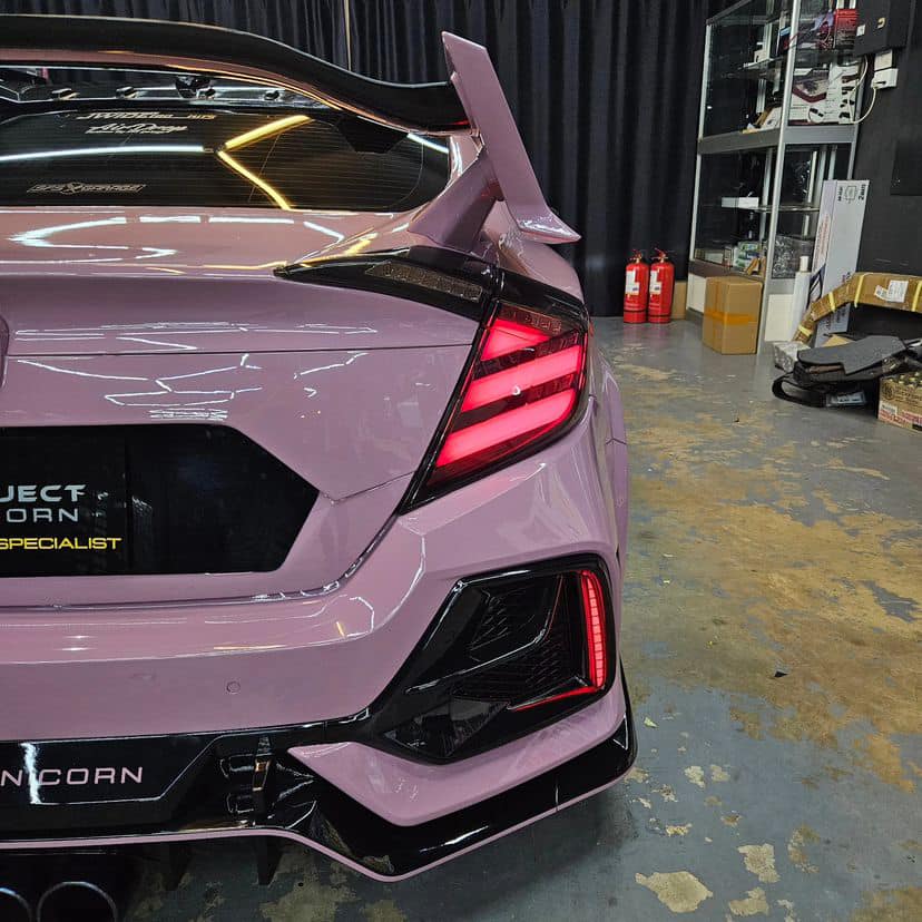 Ravoony Plus PET Glossy Oolong Milk Tea Pink Car Wrap review Mario Brizio 05