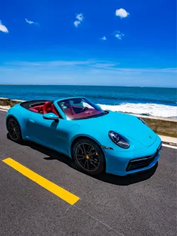 Ravoony Plus Glossy Miami Blue Vinyl Wrap review Ashlyn Weiss