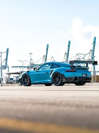 Ravoony Plus Glossy Miami Blue Vinyl Wrap review Daniil Rostovtsev 04