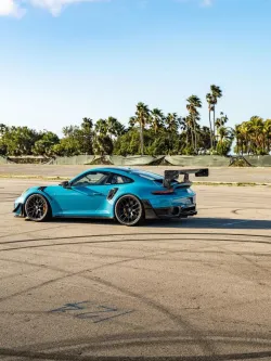 Ravoony Plus Glossy Miami Blue Vinyl Wrap review Daniil Rostovtsev 02