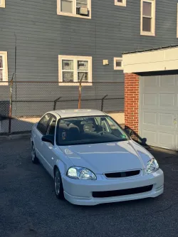 Ravoony Plus Glossy White to Blue Car Vinyl Wrap review Dani Lordache 02
