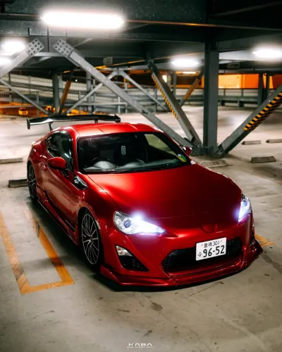 Ravoony Plus Gloss Metallic Vampire Red Vinyl Car Wrap review Thais Andako 00