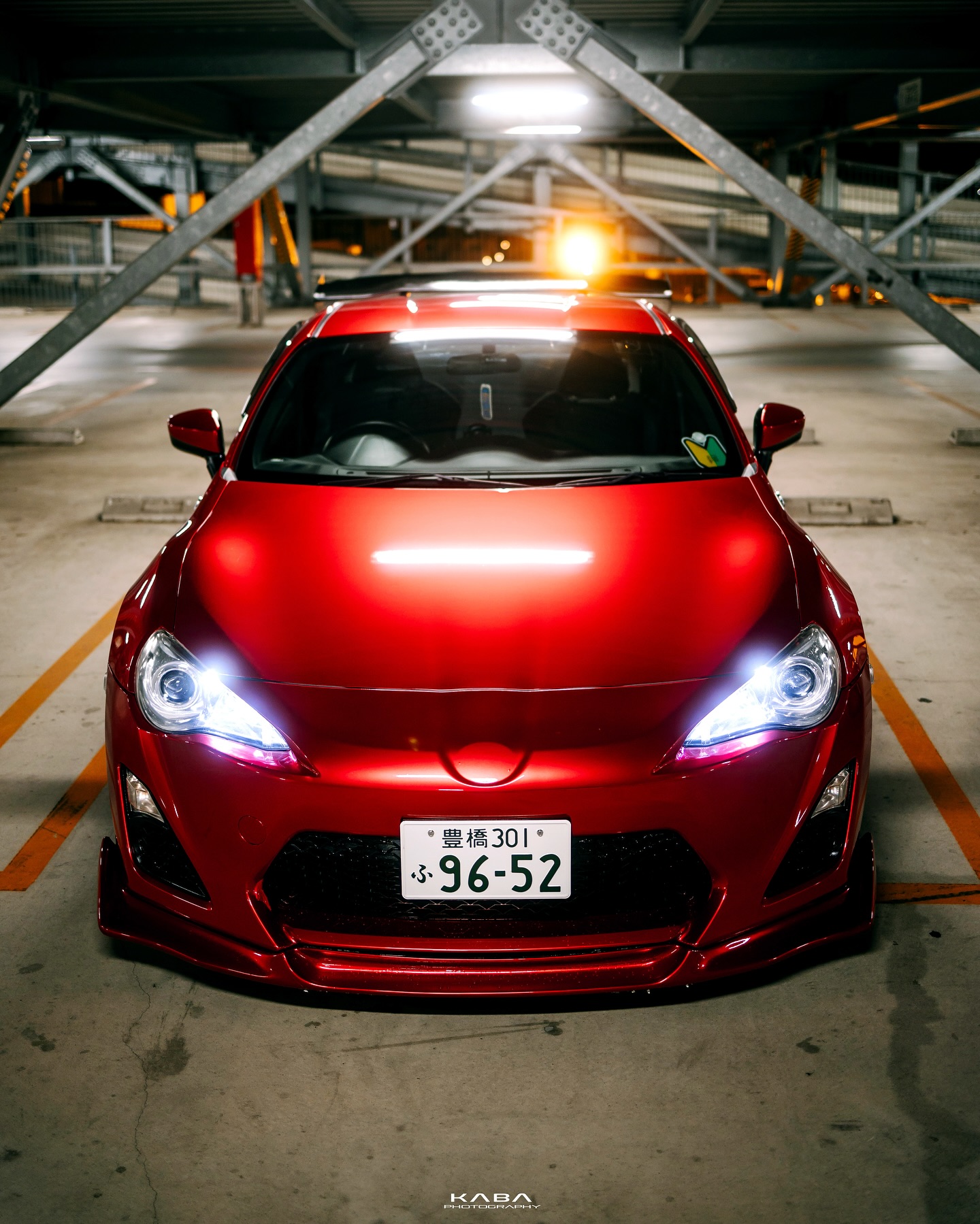 Ravoony Plus Gloss Metallic Vampire Red Vinyl Car Wrap review Thais Andako 04