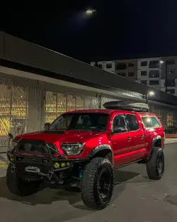 Ravoony Plus Gloss Metallic Vampire Red Vinyl Car Wrap review Walker Cooke 01
