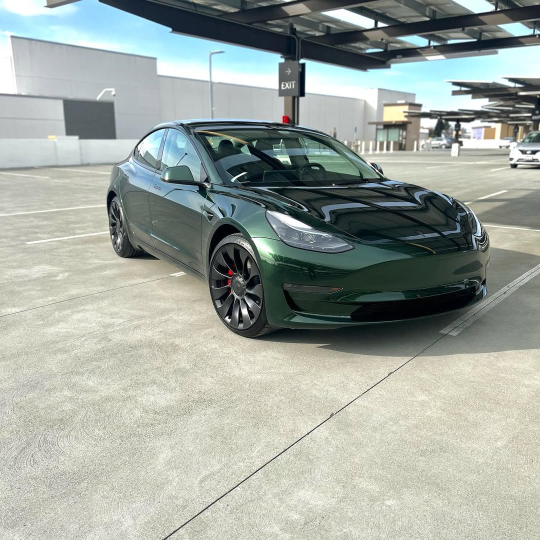 Ravoony Plus Gloss Paint Metal Midnight Green Car Wrap review Brian Johon 00