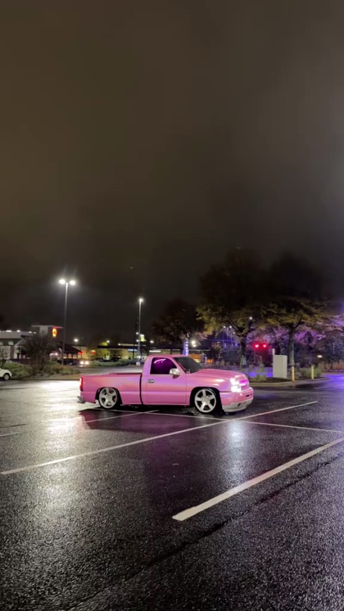 Ravoony Plus Glossy Laser Pink Car Vinyl Wrap review Alejandro 01