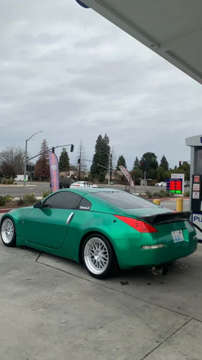 Ravoony Plus Gloss Paint Metallic Isle Of Man Green Car Vinyl Wrap review Jackie Théo 03